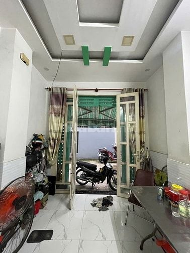 Bán nhà khu Tên Lửa, nhà mới, hẻm xh, 40 m², 3 tầng, Binh Tân Giáp Q6