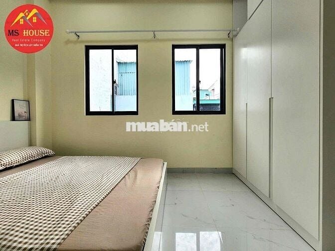 CĂN HỘ CÓ CỬA SỔ GẦN NHÀ GA T3 KHU ETOWN K300 NGAY TÂN BÌNH