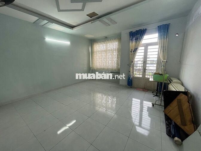 Cho Thuê Nhà Nguyên căn 3 Lầu - Giá 12tr - Có Sân Để OTO - Phước Kiển