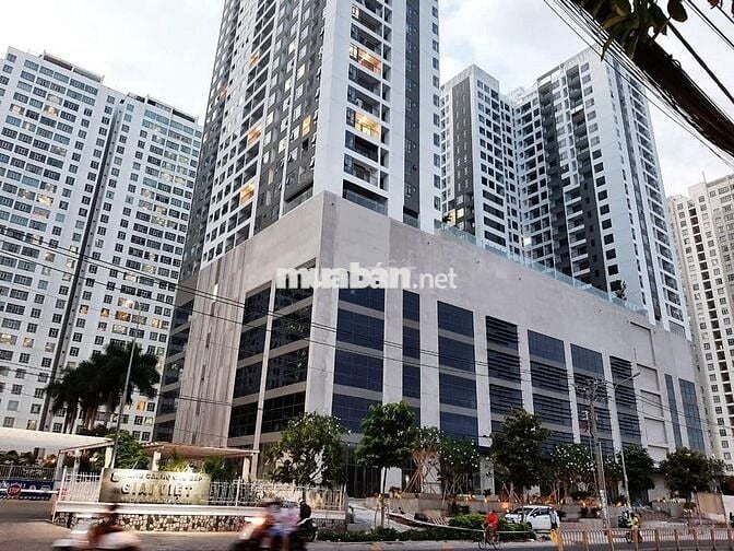 Cần thuê căn hộ 2pn 2cwc 71m2 central premium