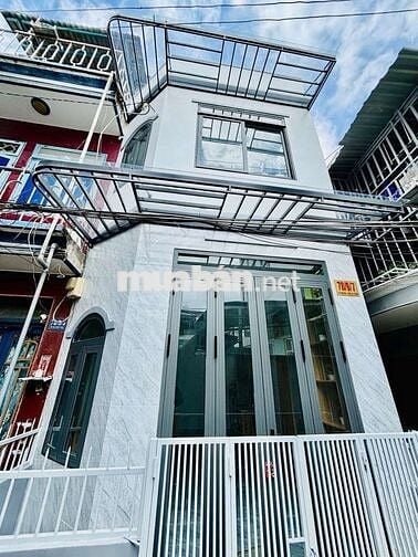 Quận 6 - bán nhà 2tầng 2PN 25m2, đuờng Tân Hòa Đông - 3 tỷ 75