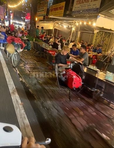 Mặt tiền 5m Sân 70 m lề 7m lý thường kiệt gần Bắc Hải nguyên căn 4Tầng