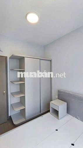 Cần bán Căn West Gate ; 59m2 có nội thất cơ bản; LH xem nhà.