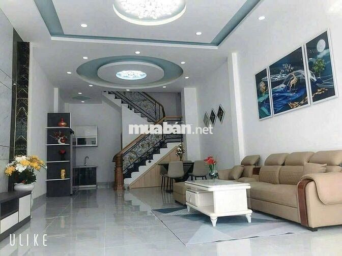 Cho thuê nhà 2 lầu 1 trệt mặ tiền Nguyễn Thị Minh Khai Phú Hòa