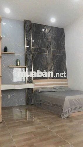 Cho thuê nhà 2 lầu 1 trệt mặ tiền Nguyễn Thị Minh Khai Phú Hòa