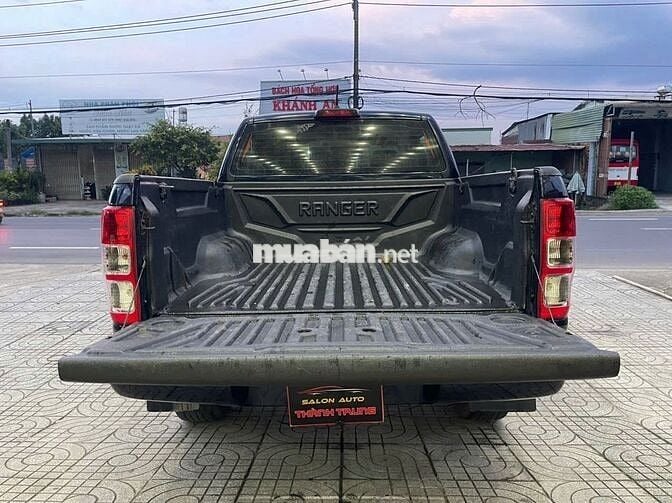 Ford Ranger 2021 XLS 2.2L 4x2 MT - đẹp keng