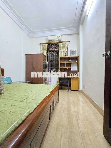 Cần bán gấp nhà Định Công, ngõ thông ô tô tránh view Hồ. DT80m 4T 13tỷ