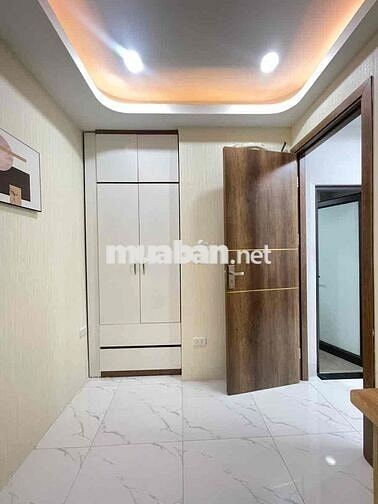 Bán Căn Hộ Ngã Tư Sở 52m, 2 Ngủ, Giá 2.38 Tỷ