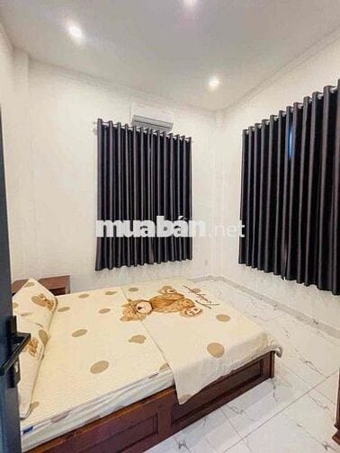 Cho Thuê Biệt Thự Villa Sân Vườn 1050m2 Phường Tân An 5Phòng Ngủ Full