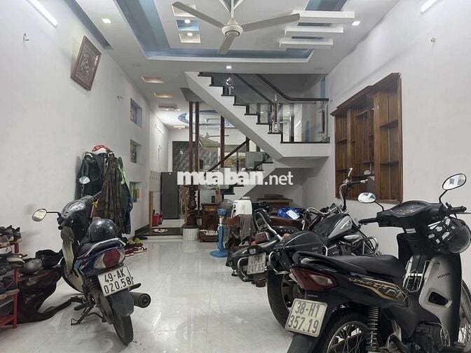 Bán Nhà 3 Tầng HXT Ngô Chí Quốc B. Chiểu DT73m(4.5×16) 3Pn Hoàn Công