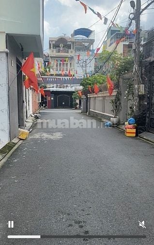 Cho thuê căn hộ thoáng mát 2 ban công 