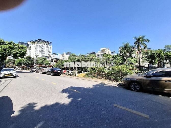 🔥 BÁN NHÀ 6 TẦNG FULL NỘI THẤT - CẠNH HỒ SÀI ĐỒNG - LONG BIÊN 🔥
🏡