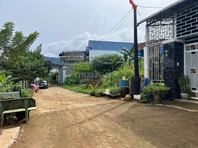 CHÍNH CHỦ BÁN ĐẤT 2 MẶT TIỀN BỆNH VIỆN II LÂM ĐỒNG 