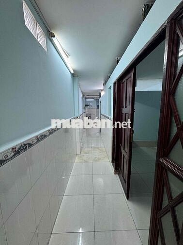 Cho thuê nhà nguyên căn đường Bến Phú Lâm P9Q6