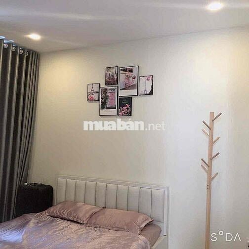 Dì em đi định cư bán căn 2pn 2wc gồm full nội thất cc Dreamhome palace