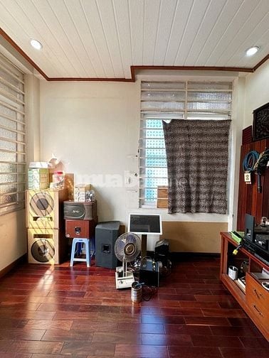 GIÁ HIẾM QUẬN 3. CĂN GÓC 3 MẶT THOÁNG. CÁCH NAM KỲ KHỞI NGHĨA 70M