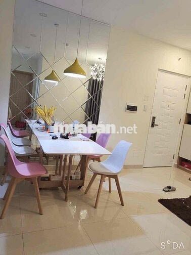 Dì em đi định cư bán căn 2pn 2wc gồm full nội thất cc Dreamhome palace