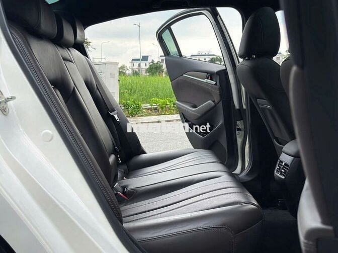 Mazda 6 2020 Premium 2.5 - 37000 km 1 chủ từ đầu