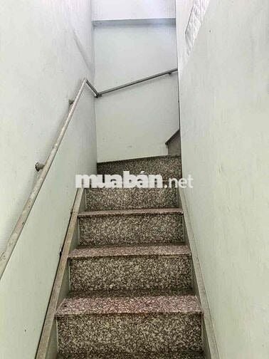 Cho thuê nhà nguyên căn đường Bến Phú Lâm P9Q6