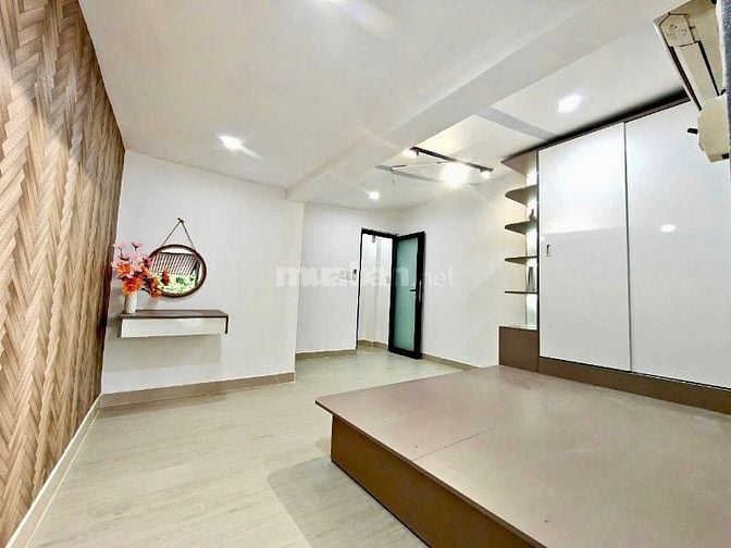 Bán nhà chính chủ. Hẻm xe hơi. Nguyễn du. P7 Gò Vấp 