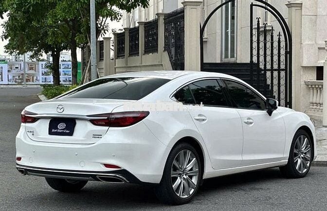 Mazda 6 2020 Premium 2.5 - 37000 km 1 chủ từ đầu