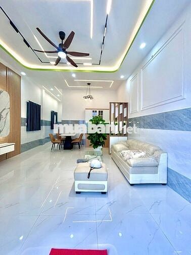 NHÀ CẤP 4 CHÍNH CHỦ SỔ HỒNG RIÊNG GIÁ 1 TỶ 650 TRIỆU (KHÔNG PHÁT SINH)