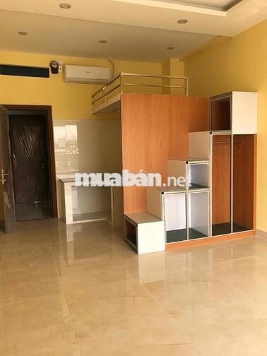 Phòng mới xây xong mặt tiền đường Bông Sao P.5, Q.8