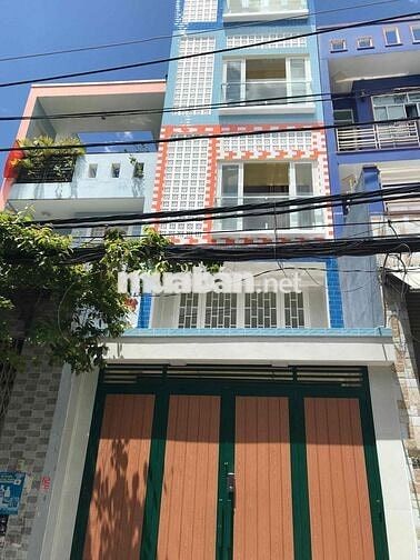 Phòng mới xây xong mặt tiền đường Bông Sao P.5, Q.8