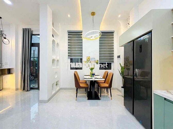 NHÀ HẺM XE TẢI THÔNG  Ở SANG, LÀM VP, SPA, KINH DOANH ĐA NGÀNH NGHỀ