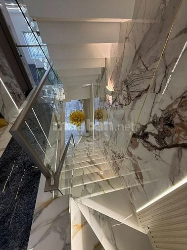 Nhà chính chủ cần bán gấp đường Tô Hiến Thành Q.10 - 4x14, Giá chỉ 2T1