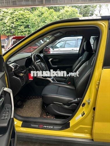 Toyota Raize 1.0Turbo Vàng nóc đen thể thao 2023
