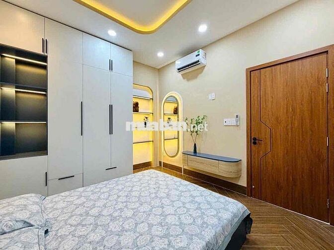 NHÀ HẺM XE TẢI THÔNG  Ở SANG, LÀM VP, SPA, KINH DOANH ĐA NGÀNH NGHỀ