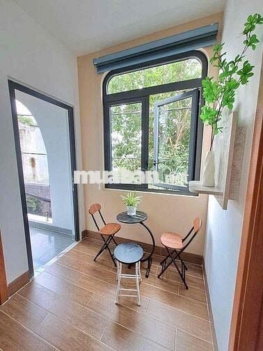 NHÀ HẺM XE TẢI THÔNG  Ở SANG, LÀM VP, SPA, KINH DOANH ĐA NGÀNH NGHỀ