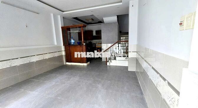 Cho thuê nguyên căn trống rộng, sạch đẹp, 6phòg, Quang Trung p8 Gò vấp