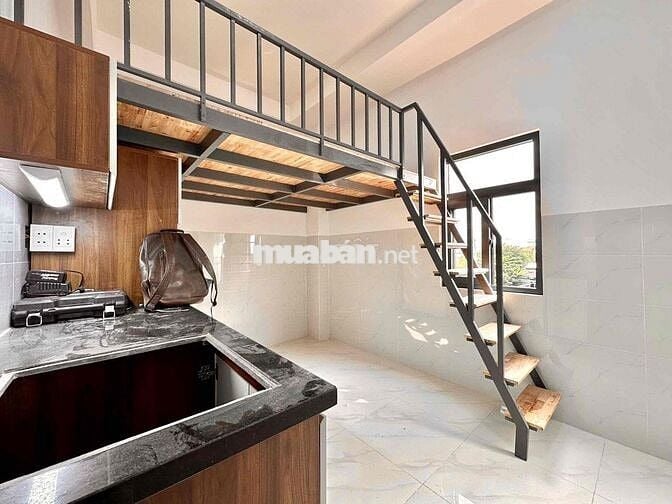 CHO THUÊ PHÒNG GÁC CAO CÓ BAN CÔNG FULL NỘI THẤT NGAY VƯỜN LÀI - NTTU