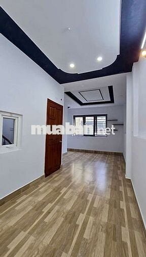 Cho thuê nguyên căn trống rộng, sạch đẹp, 6phòg, Quang Trung p8 Gò vấp