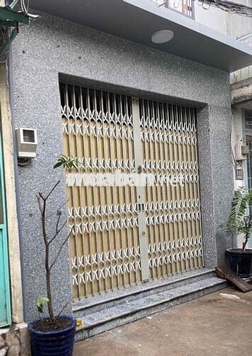 CẦN BÁN GẤP NHÀ MẶT TIỀN GIÁ NHÀ HẺM COI VỊ CHÍ ƯNG LIỀN