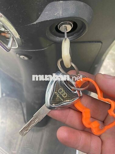 xe vespa 50cc không cần bằng