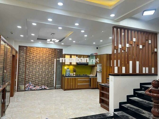 Nhà mới đẹp full nội thất 6 x 15 có 5pn 5wc sân thượng