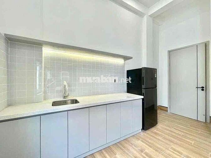 DUPLEX HIỆN ĐẠI | CỬA SỔ LỚN ĐÓN NẮNG TỰ NHIÊN