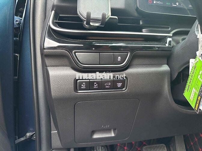 Kia Carnival 2024 Signature 2.2D - 26000 km