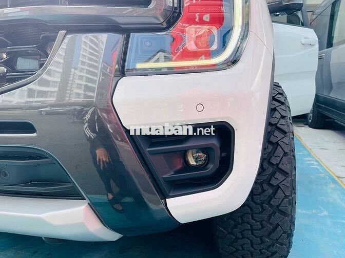 FORD RANGER WILDTRAK  2 CẦU - 95000 KM