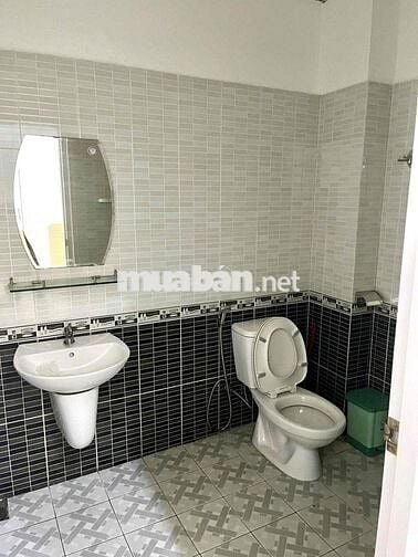 NHÀ GIÁ RẺ 2PN2WC FULL NỘI THẤT HẺM LÊ VĂN DUYỆT BÌNH THẠNH