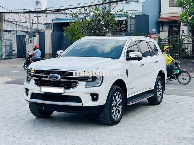 FORD EVEREST TITANIUM 1 CẦU SIÊU LƯỚT - 7600 km