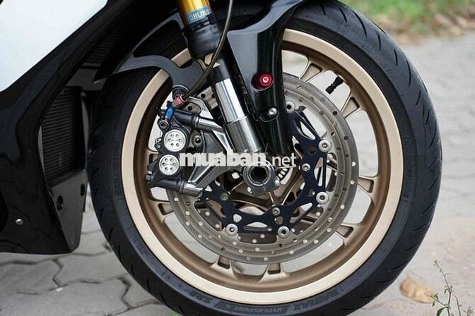 🗽❤️YAMAHA R1 BẢN KỈ NIỆM 60TH . SIU KENG COPT