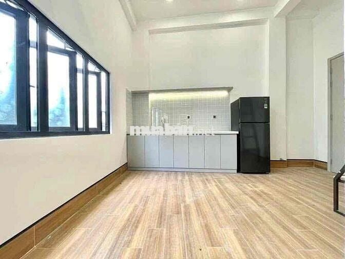 DUPLEX HIỆN ĐẠI | CỬA SỔ LỚN ĐÓN NẮNG TỰ NHIÊN