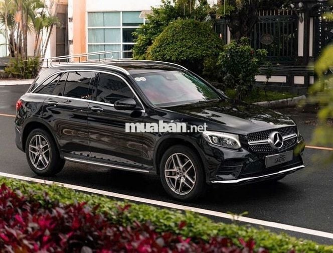 Mercedes Benz GLC300 4Matic 2019 - 74000 km