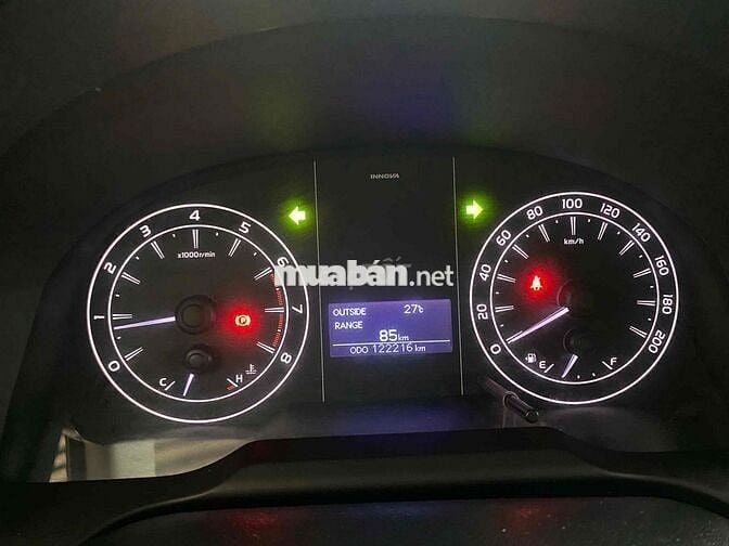 Toyota Innova 2020 2.0E - 122000 km