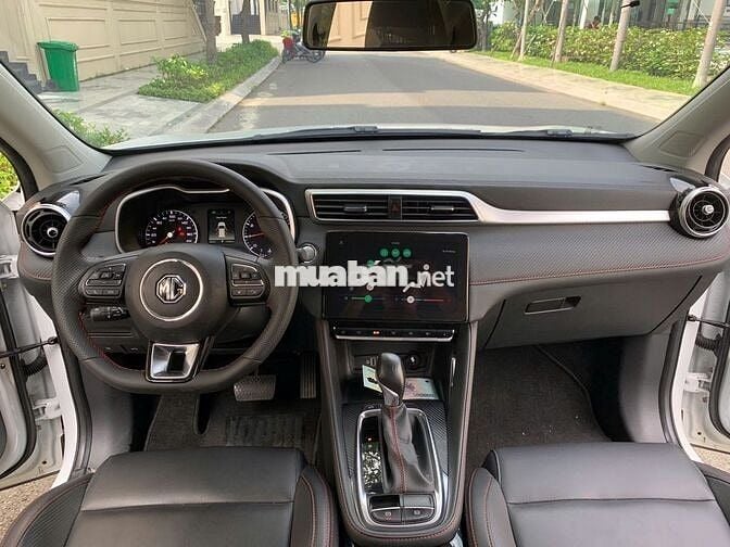 MG MGZS 2024 Standard 1.5 AT 2WD - 14999 km