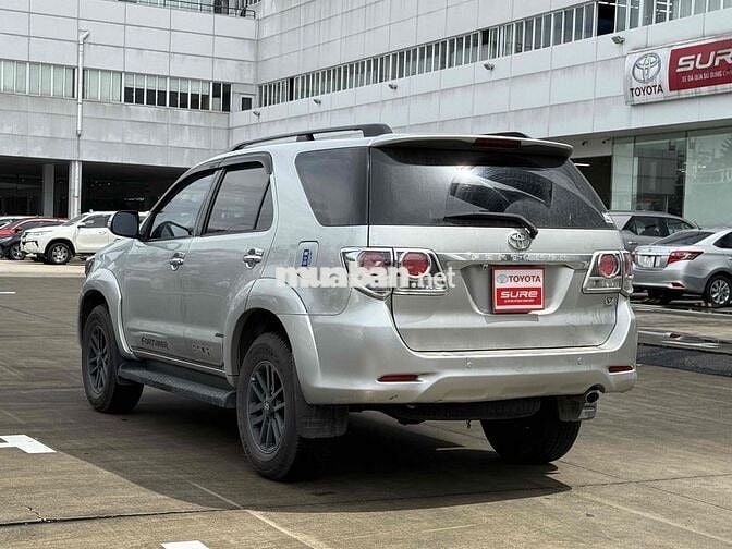 Toyota Fortuner 2016 2.7V 4x2 - Máy Xăng -Tại Hãng
